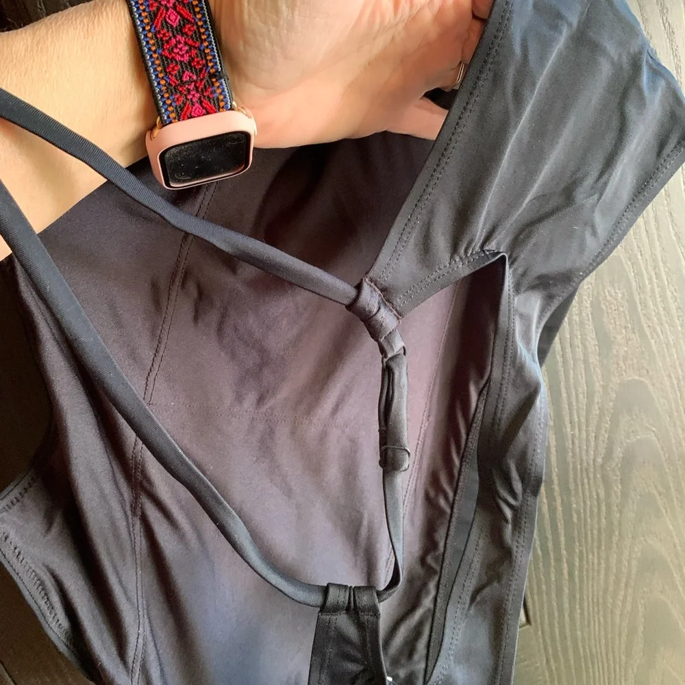 Old navy Women’s swim bottoms and swim top - brand new never worn - Picture 6 of 7